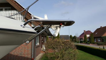 Bugspriet mit Bugrolle und Wippe