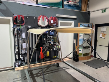 Preview: Bimini für Geräteträger "Motorboot" Stoff aus Sunbrella