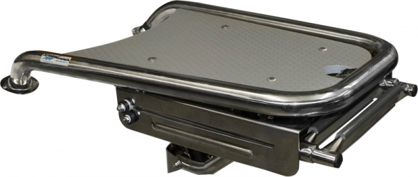 Bugplattform MPK55 fuer Motorboote mit Leiter, grauer Belag